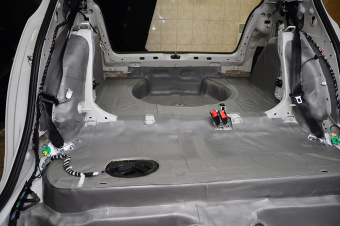 Шумоиз-е материалы STP Сплэн 3004 (1x0.75м), 10л